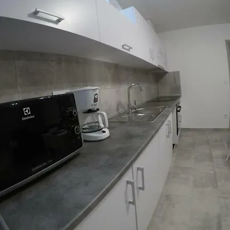 Apartamento Airport Premium *