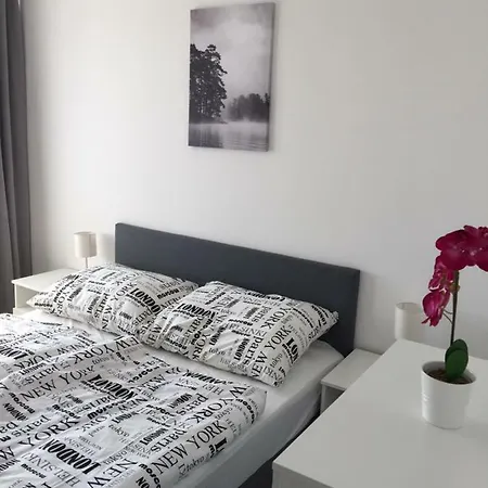 Apartamento Airport Premium *