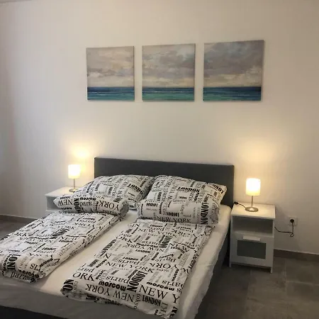 Apartamento Airport Premium *